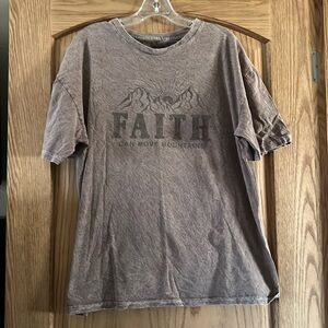 Maurices xl brown tee-shirt